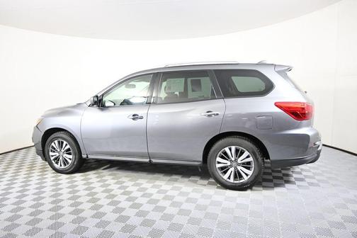 2020 Nissan Pathfinder SL 4WD