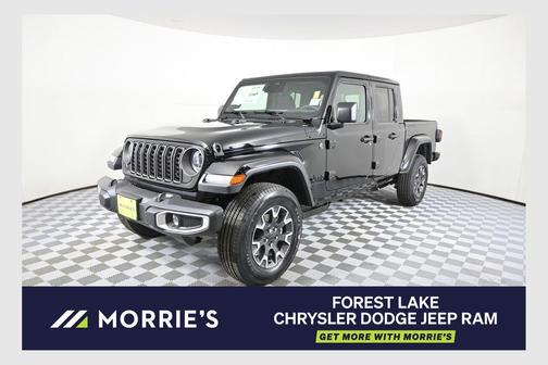 Black Clearcoat 2026 Jeep Gladiator Sahara 4x4