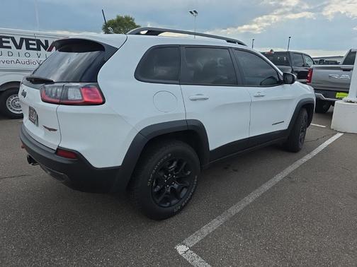 2021 Jeep Cherokee Trailhawk