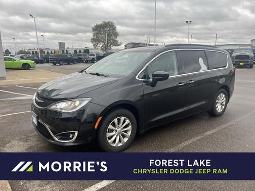 2018 Chrysler Pacifica Touring Plus