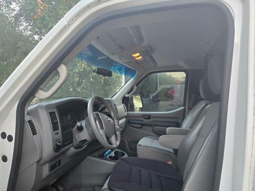 2015 Nissan NV Cargo NV1500 S V6