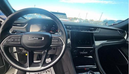 2022 Jeep Grand Cherokee L Altitude