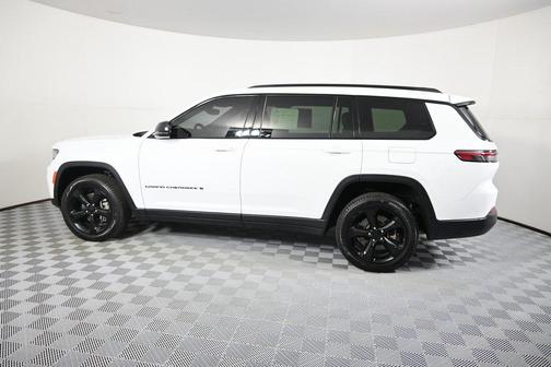 2022 Jeep Grand Cherokee L Altitude