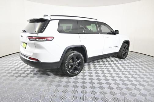 2022 Jeep Grand Cherokee L Altitude