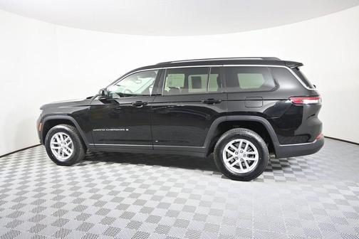 2022 Jeep Grand Cherokee L Laredo