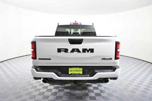 Bright White Clearcoat 2026 RAM 1500 Big Horn/Lone Star
