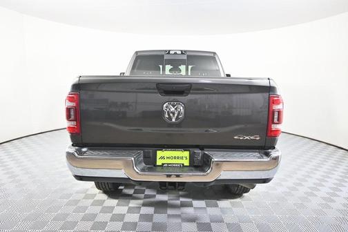 2024 RAM 2500 Tradesman Crew Cab 4x4 6'4' Box