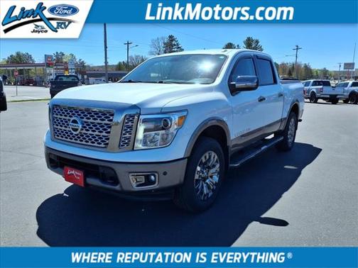 2019 Nissan Titan Platinum Reserve