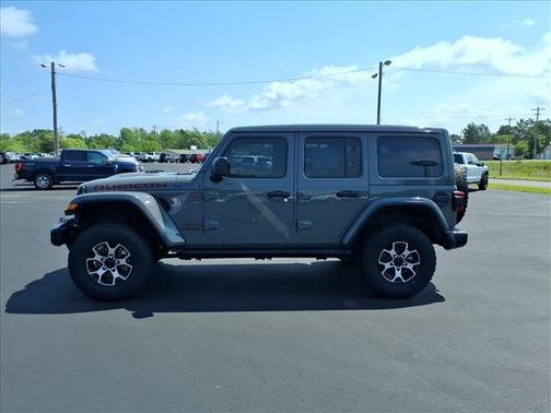 Gray 2022 Jeep Wrangler Unlimited Rubicon