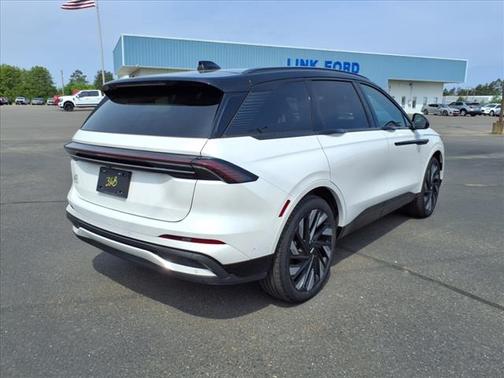 2024 Lincoln Nautilus Reserve