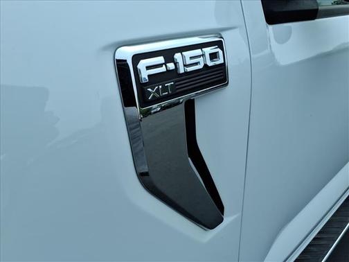White 2023 Ford F-150 XLT