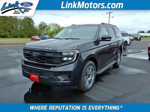 Agate Black 2026 Ford Expedition Active