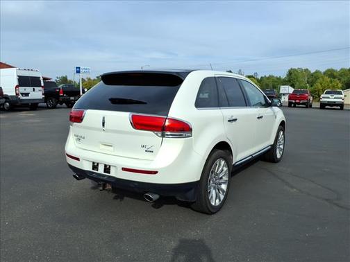 2013 Lincoln MKX Base