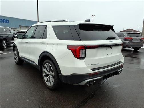 2025 Ford Explorer Platinum 4WD