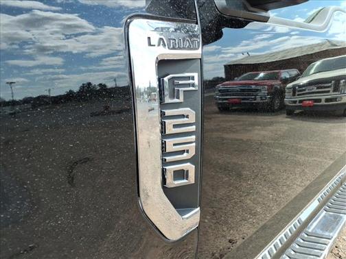 Black 2017 Ford F-250 Lariat
