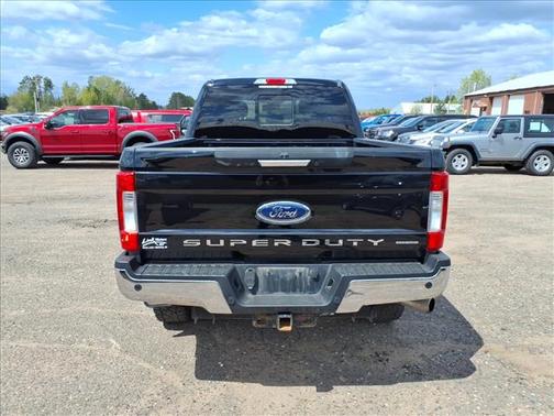 Black 2017 Ford F-250 Lariat