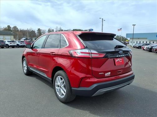 Red 2023 Ford Edge SEL