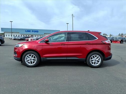 Red 2023 Ford Edge SEL