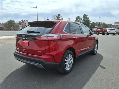 Red 2023 Ford Edge SEL