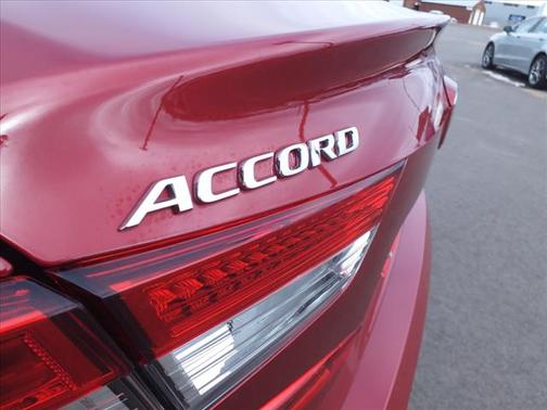 2022 Honda Accord Hybrid Touring