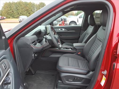 2025 Ford Explorer ST-Line 4WD