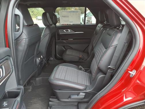 2025 Ford Explorer ST-Line 4WD