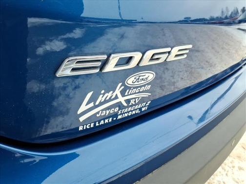 2020 Ford Edge SE