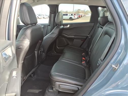 2026 Ford Escape Platinum AWD