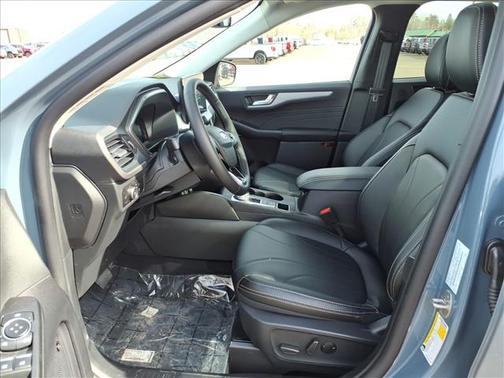 2026 Ford Escape Platinum AWD