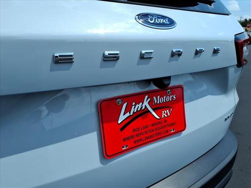 Space Silver 2025 Ford Escape ST-Line