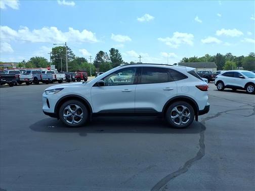 Space Silver 2025 Ford Escape ST-Line