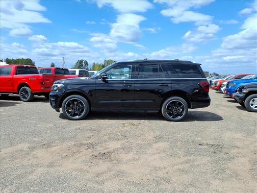 Black 2024 Ford Expedition Limited