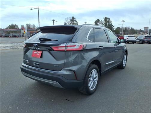Gray 2022 Ford Edge SEL