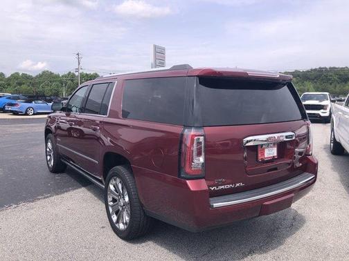 2017 GMC Yukon XL Denali