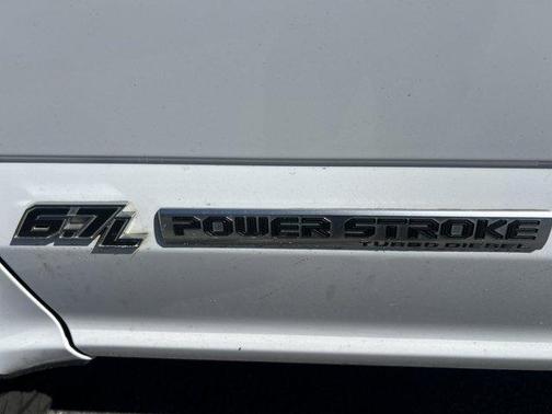Oxford White 2021 Ford F-350 King Ranch