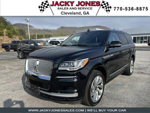 Infinite Black Metallic 2024 Lincoln Navigator Reserve