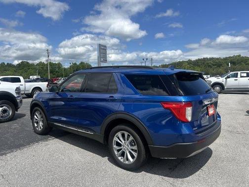 Atlas Blue Metallic 2020 Ford Explorer XLT