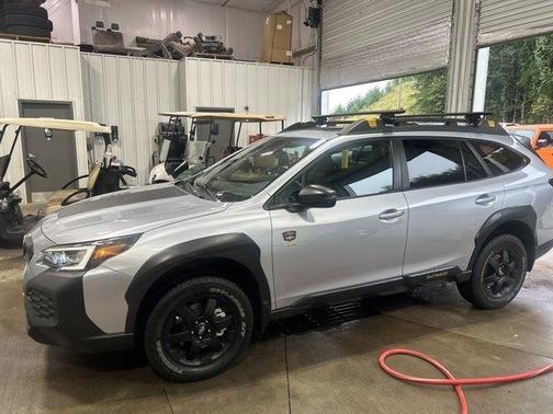 Ice Silver Metallic 2025 Subaru Outback Wilderness