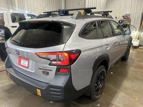 Ice Silver Metallic 2025 Subaru Outback Wilderness