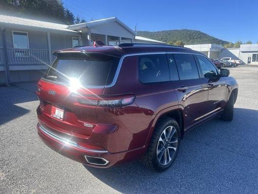 Velvet Red Pearlcoat 2022 Jeep Grand Cherokee L Overland