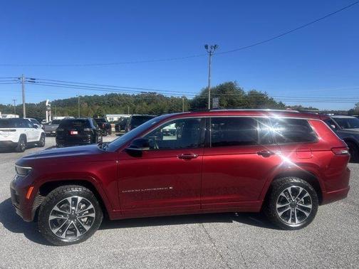 Velvet Red Pearlcoat 2022 Jeep Grand Cherokee L Overland