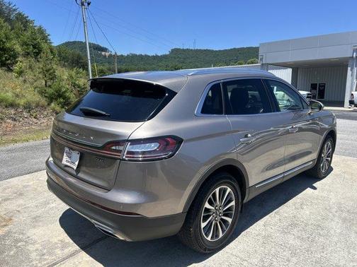 Mocha 2020 Lincoln Nautilus Standard