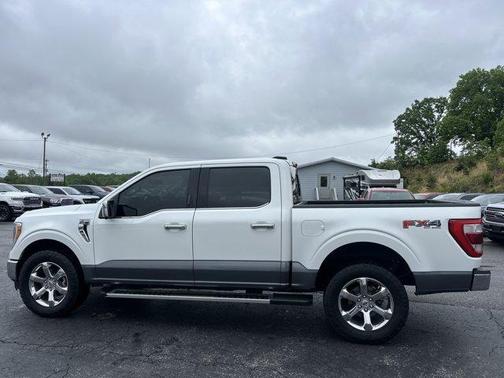 Oxford White 2023 Ford F-150 Lariat