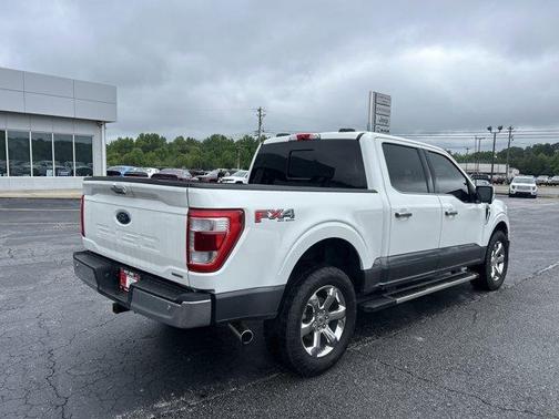 Oxford White 2023 Ford F-150 Lariat