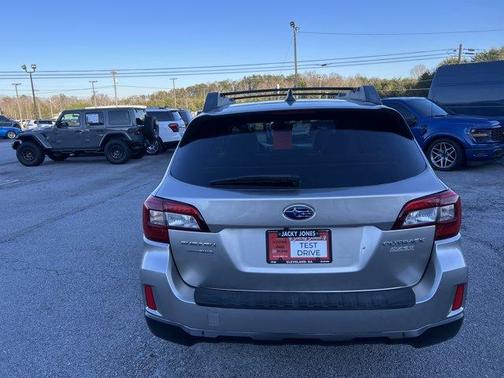 2017 Subaru Outback 2.5i Premium