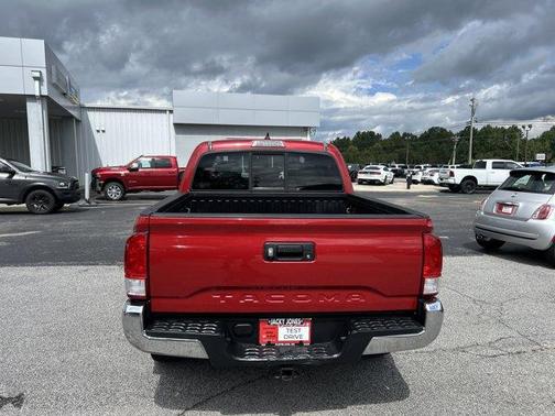 2016 Toyota Tacoma SR5