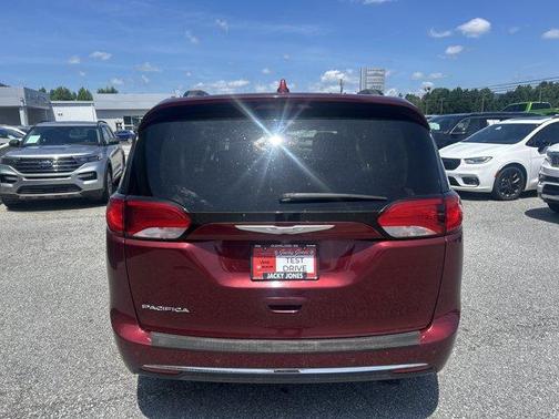 Velvet Red Pearlcoat 2017 Chrysler Pacifica Touring-L