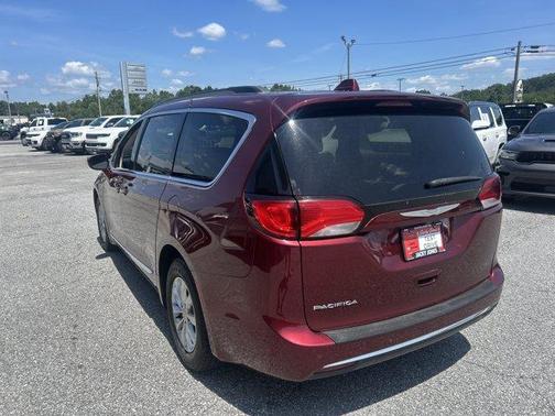 Velvet Red Pearlcoat 2017 Chrysler Pacifica Touring-L