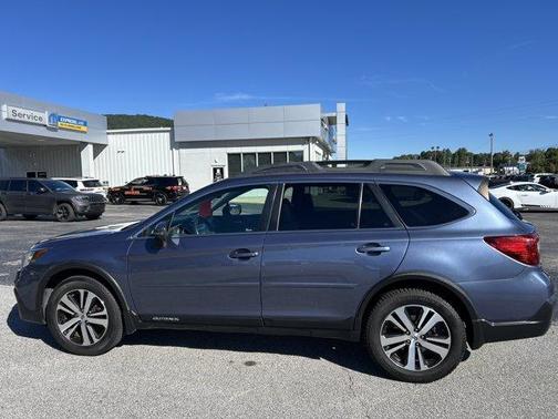 Twilight Blue Metallic 2018 Subaru Outback 2.5i Limited
