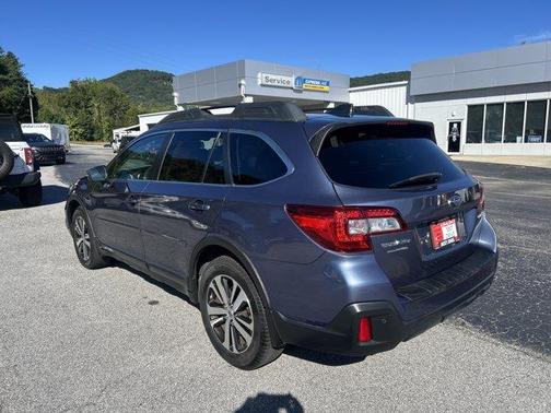 Twilight Blue Metallic 2018 Subaru Outback 2.5i Limited